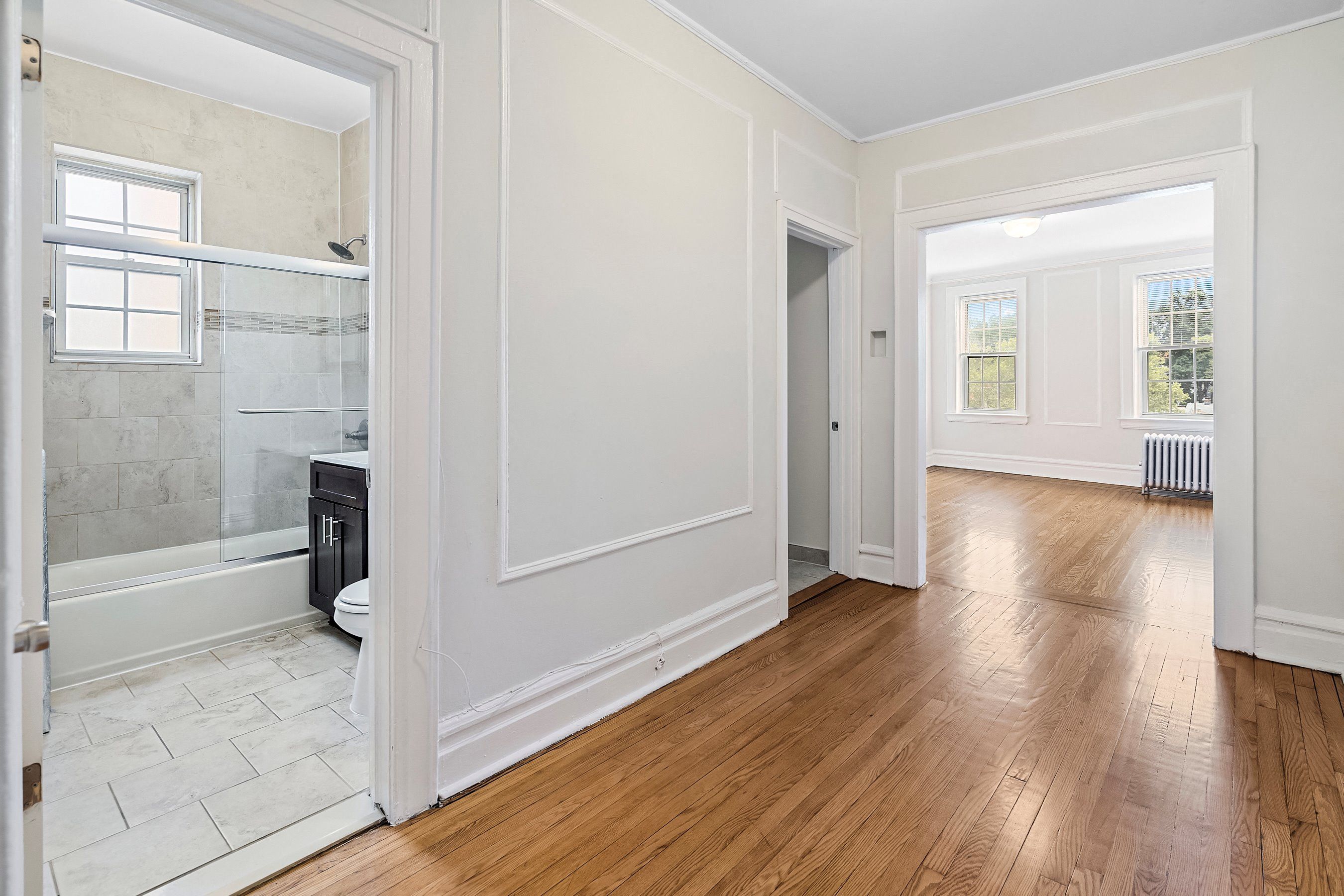 Gallery Photo 16